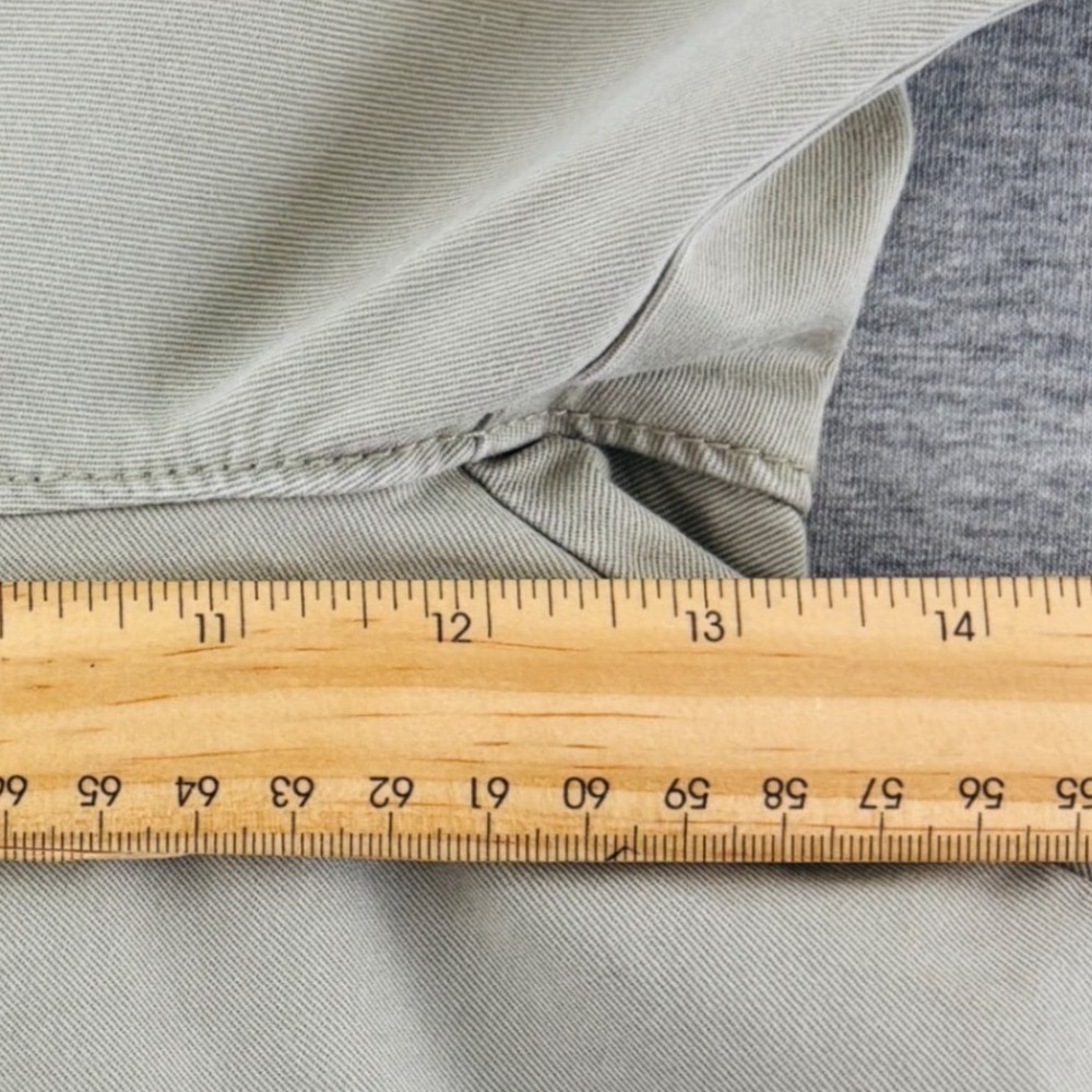 J.Crew Broken-In Chino Pants Mens 35x32 Khaki Tan Cotton Straight Leg NEW - Picture 9 of 10